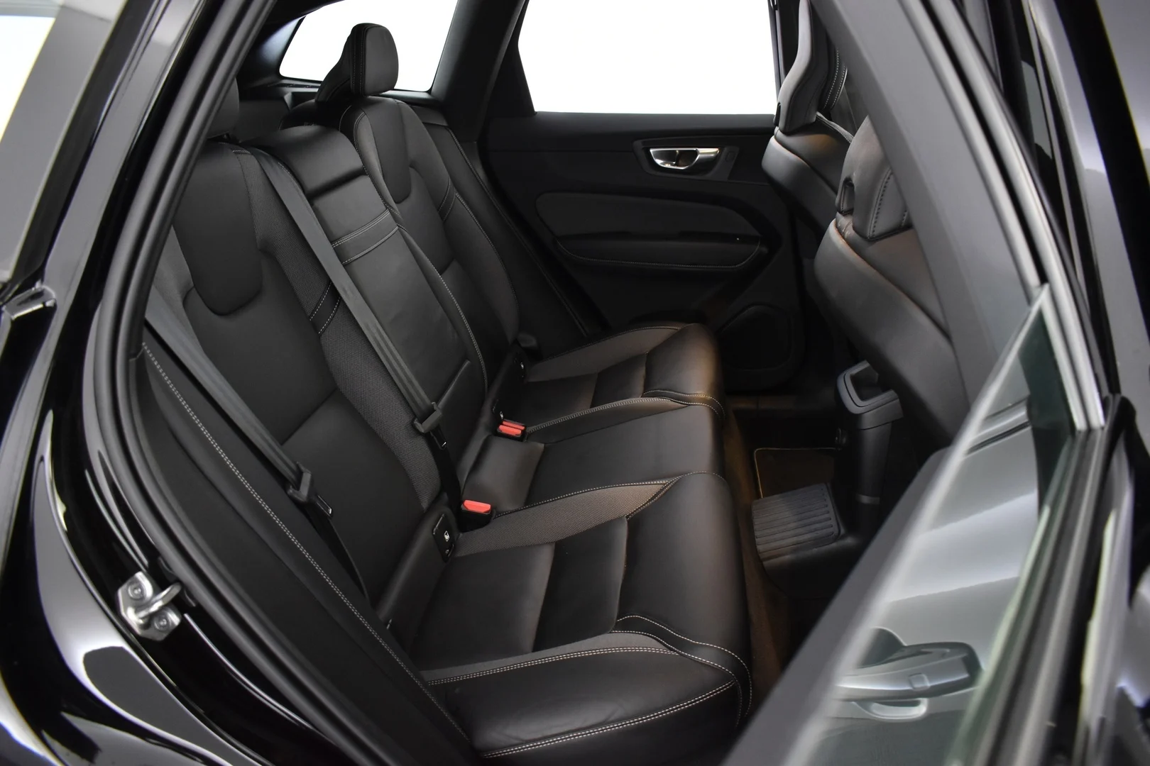 Car Image - 6f9F5wCcHwBg1Or60RIunr