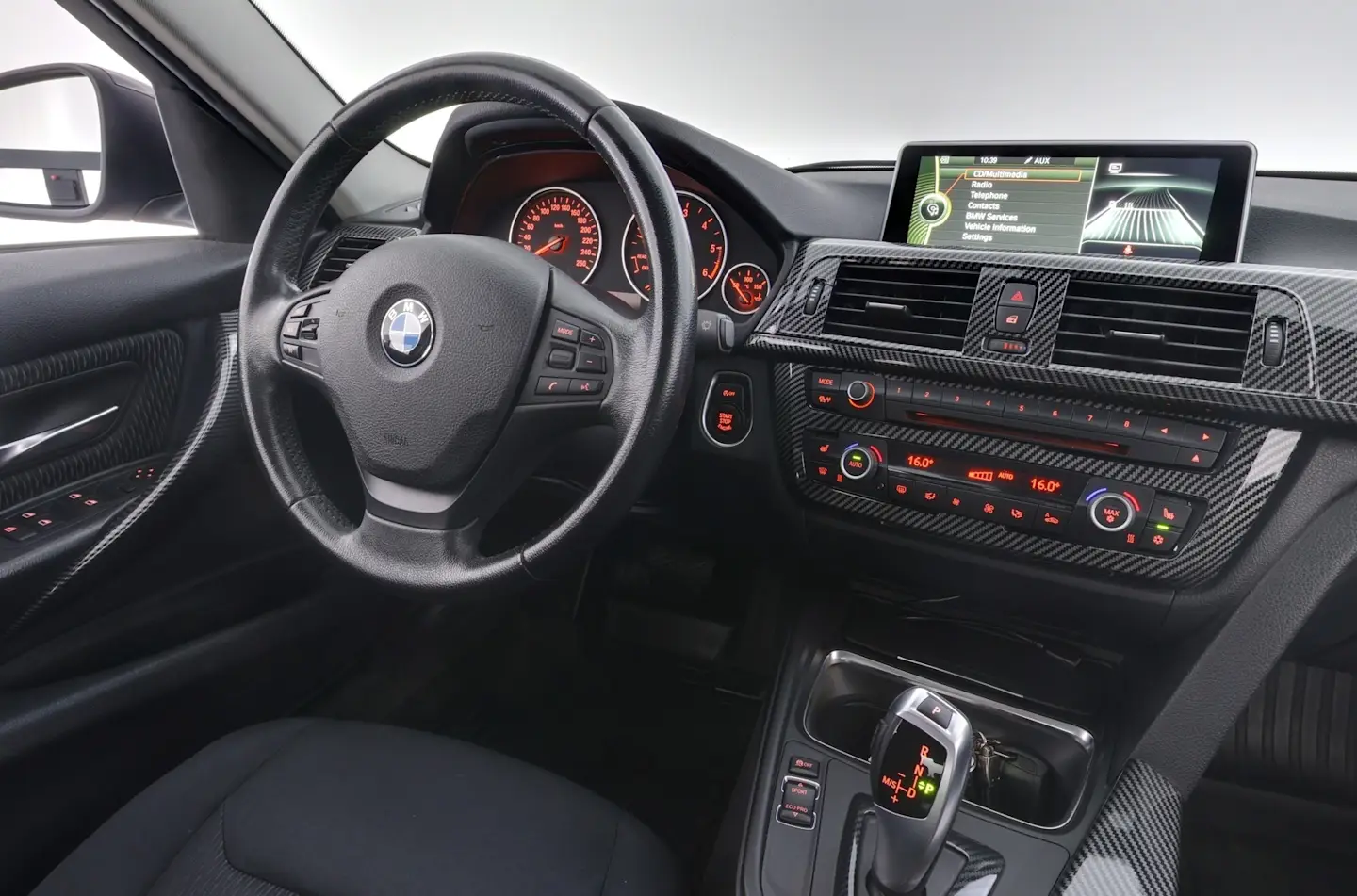 Car Image - xTTOVWgoigXYlx2ybWEaB