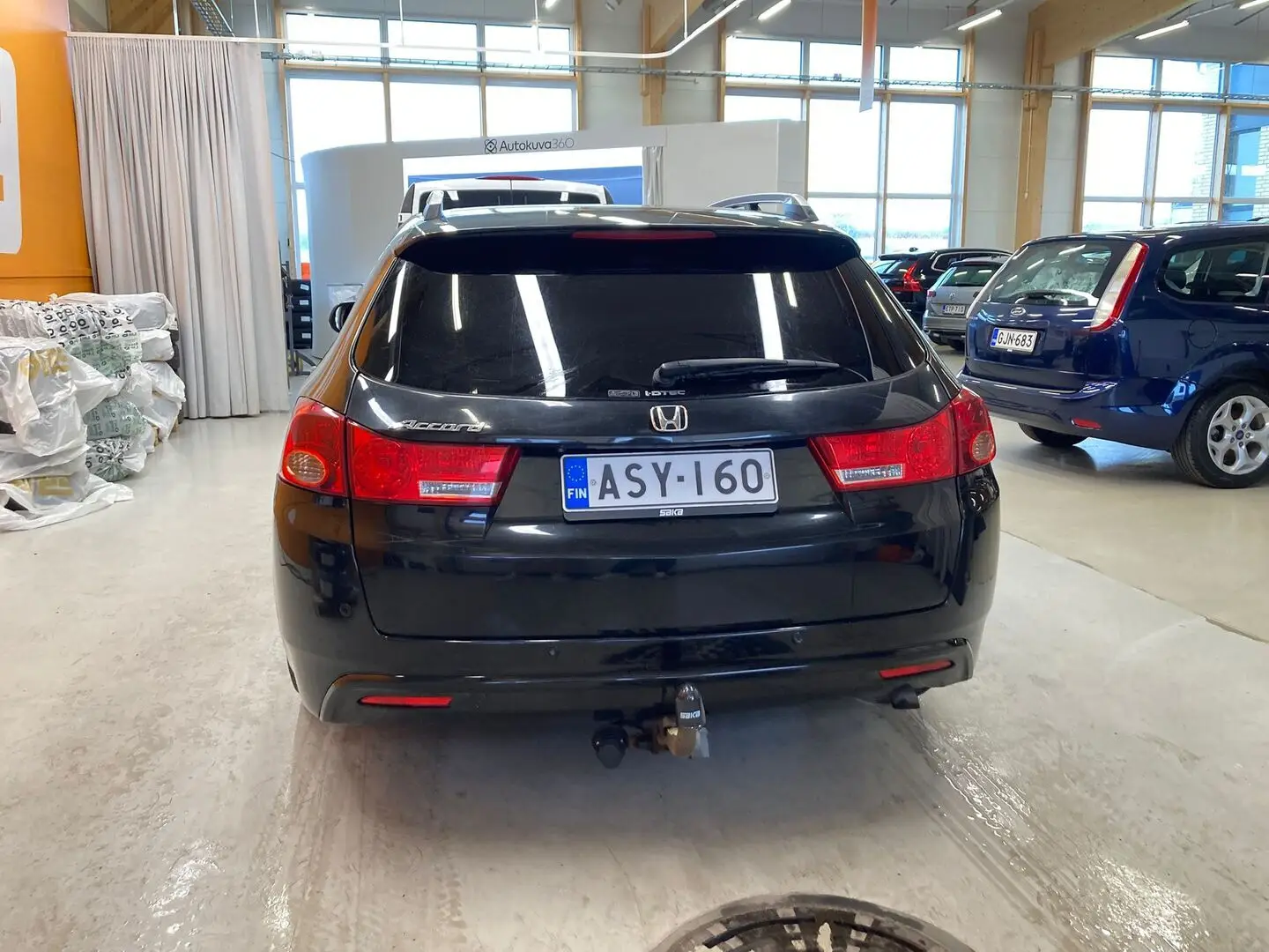 Car Image - 3AVPjGL5Y2rgipU4YsyaXO