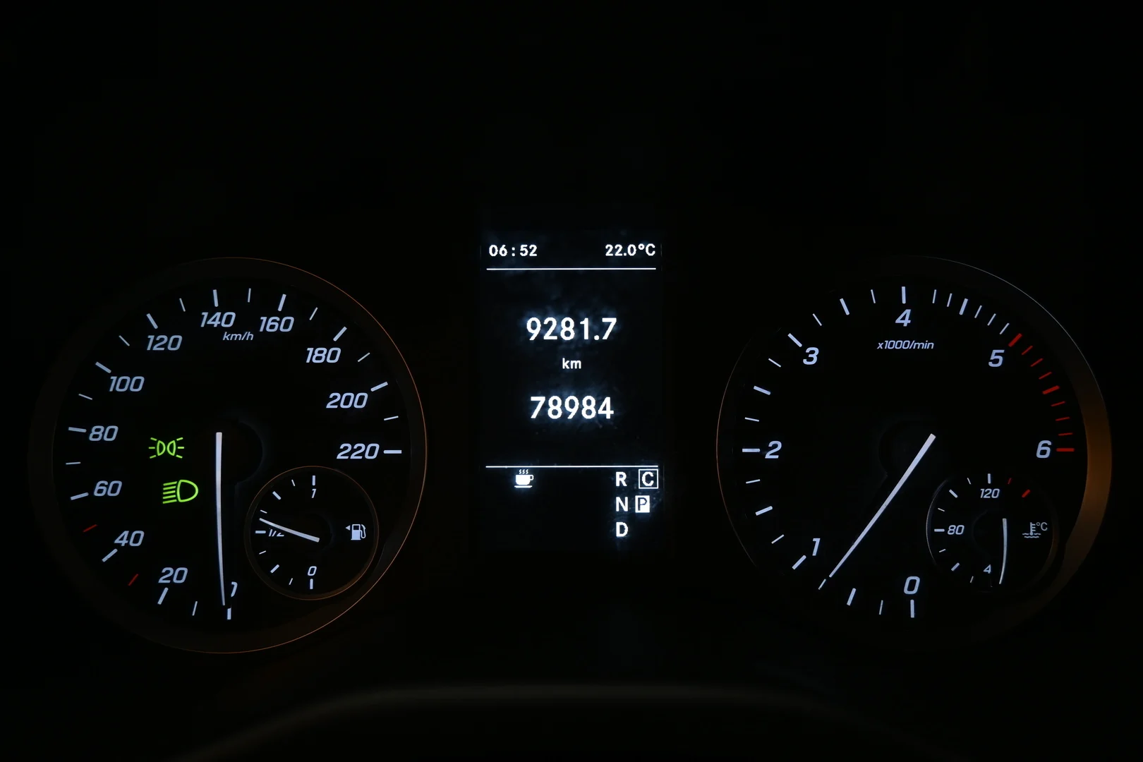 Car Image - 60DAubz4ZteYe0hrOAU6Zy