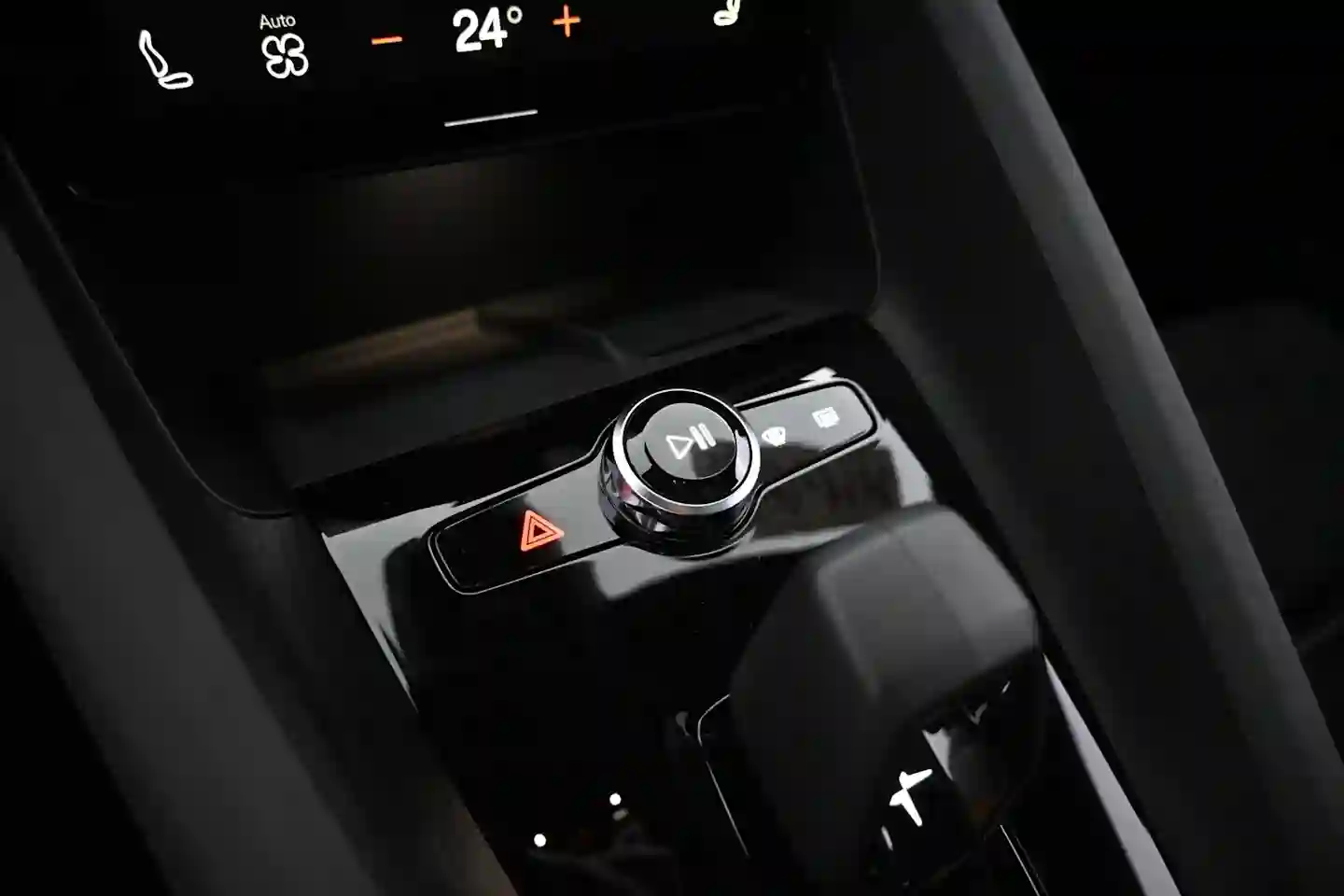 Car Image - 1hvyp3JifpcKvsaB6VVDua