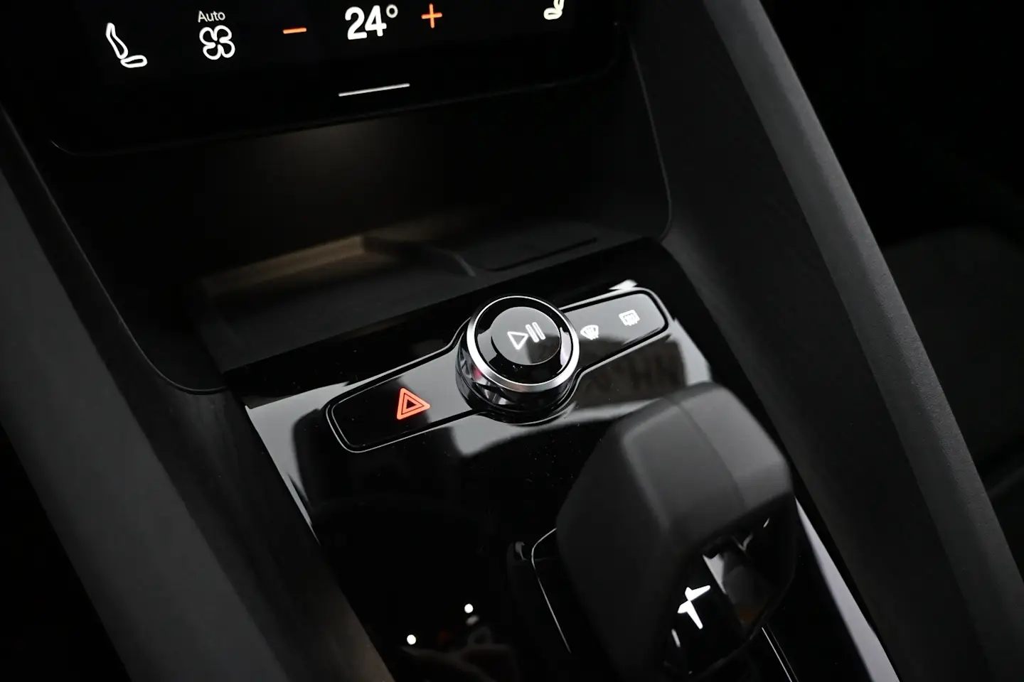 Car Image - 1hvyp3JifpcKvsaB6VVDua