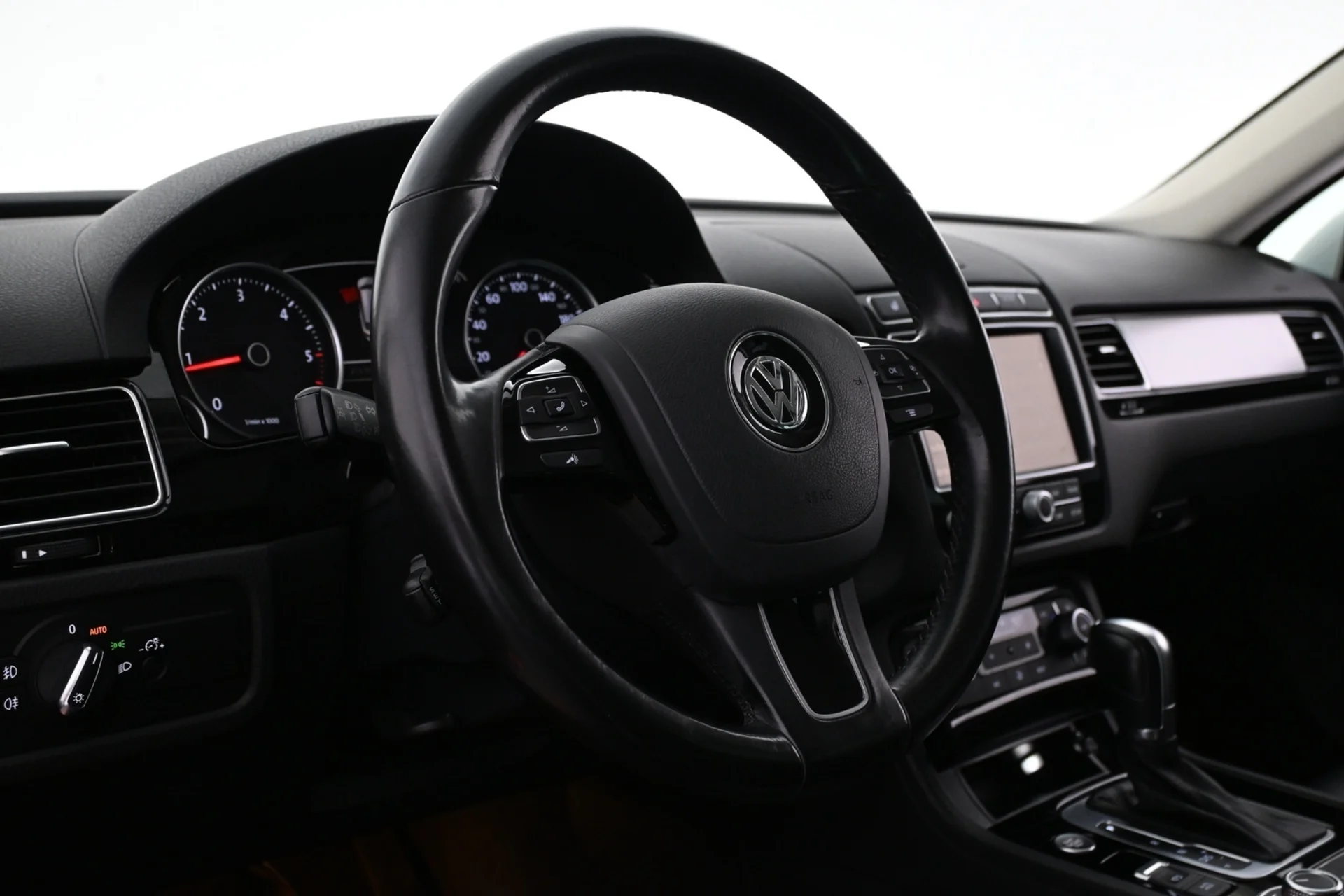 Car Image - FvbSkWF4LG5i8XOD9KfnE