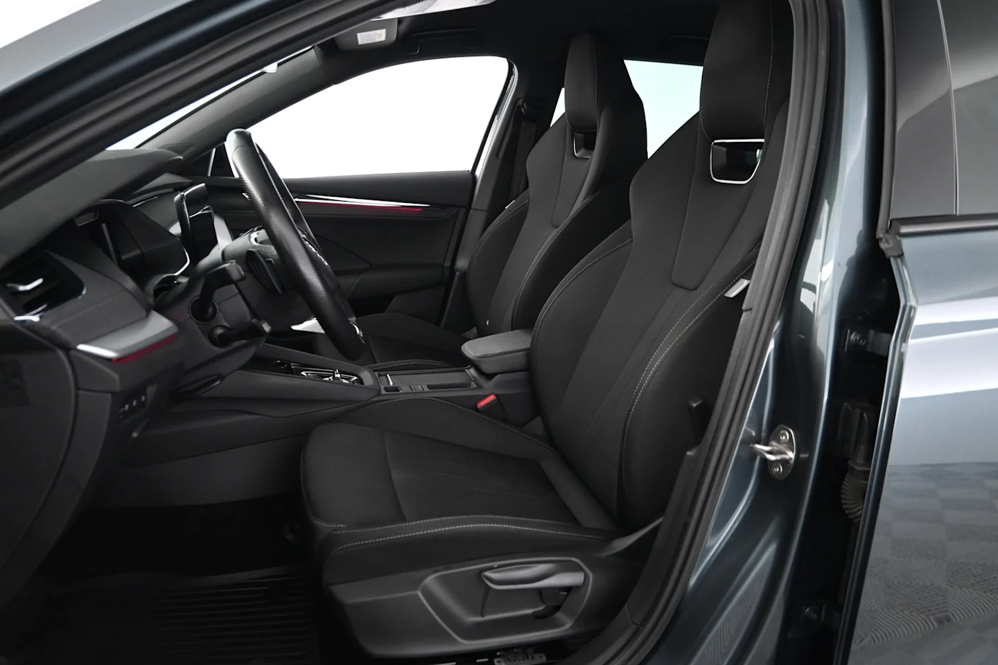 Car Image - 2cBjIo4QXgwH9VsO5qsAPR