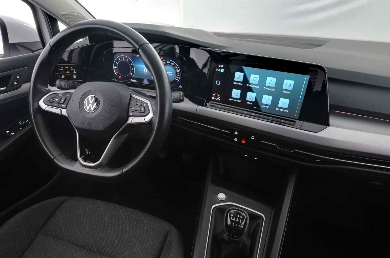 Car Image - PG9LJc3EHU4LJ5c9iq3GB