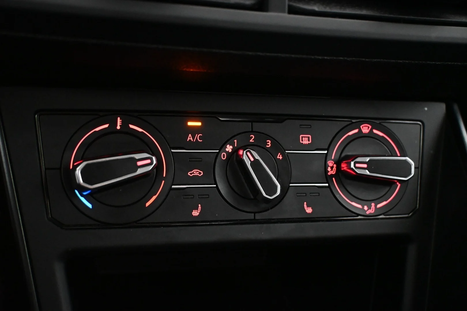 Car Image - 7CXqI7rYdxXiIqXUoAG8wZ