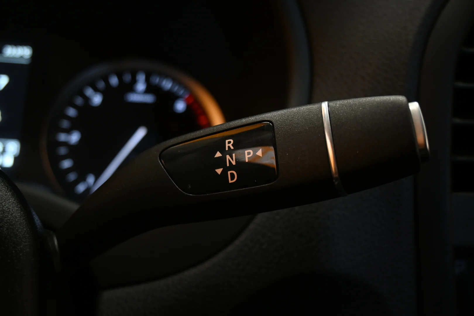 Car Image - 60DAubz4ZteYe0hrOAU6Zy