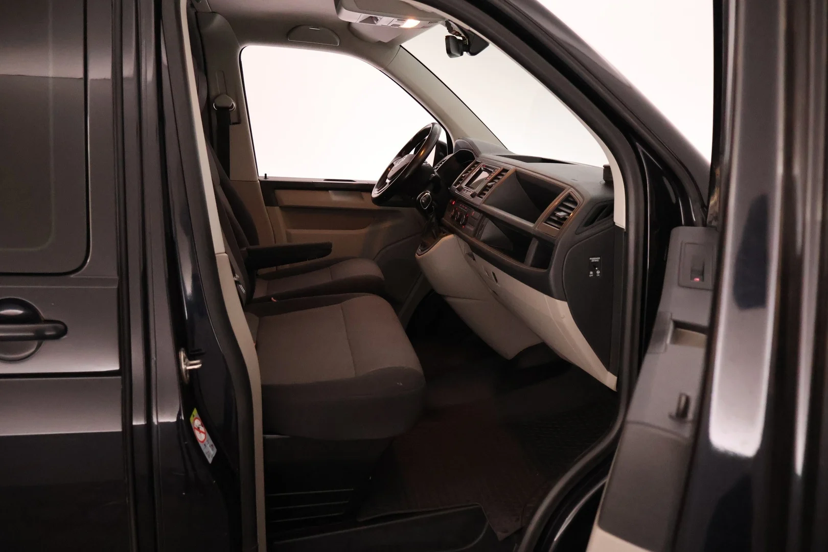 Car Image - 5t688P4XopmJJscu9hG4aI