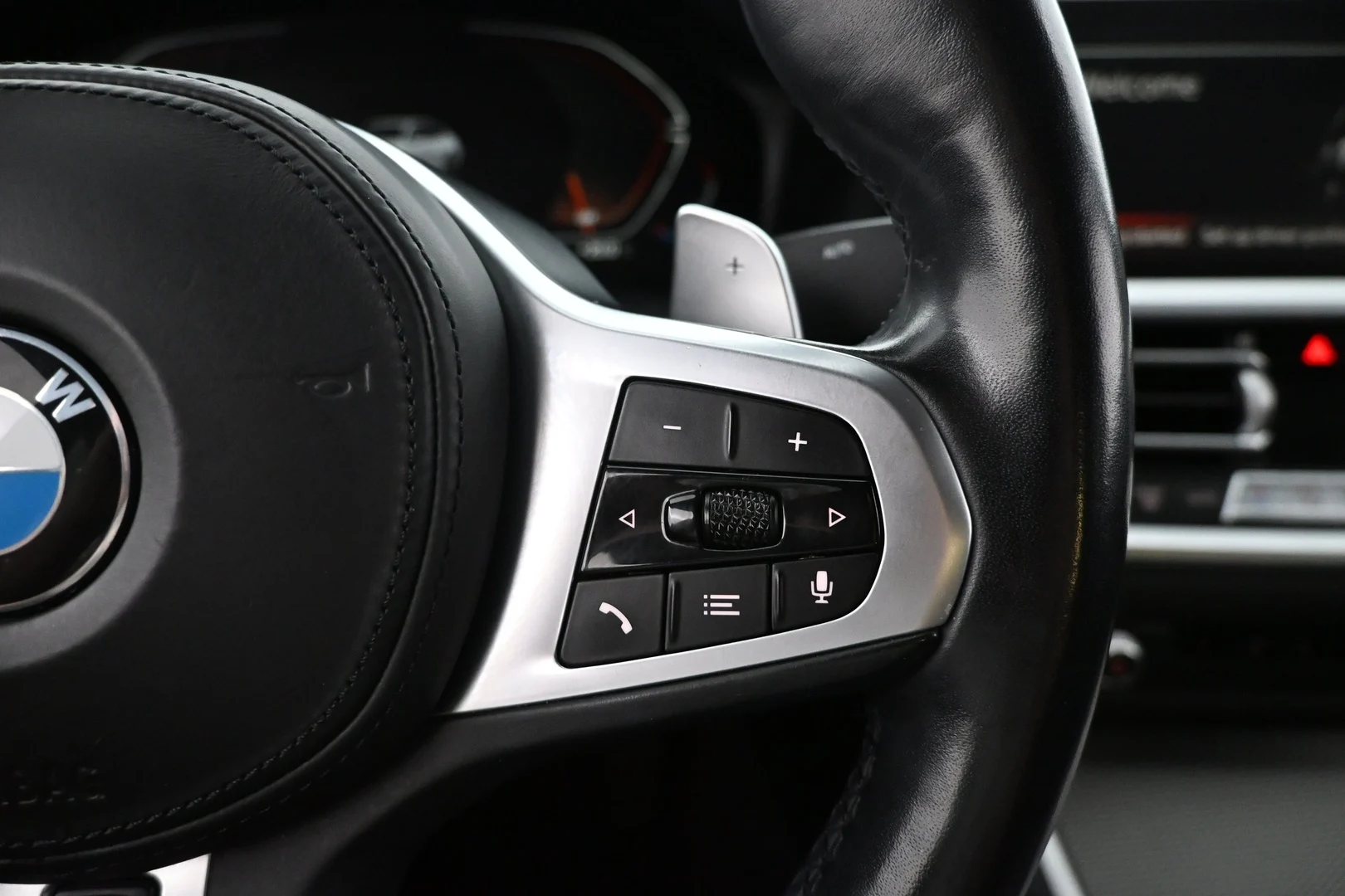 Car Image - 2ByL0vj2pSfJvTnE4gTZT