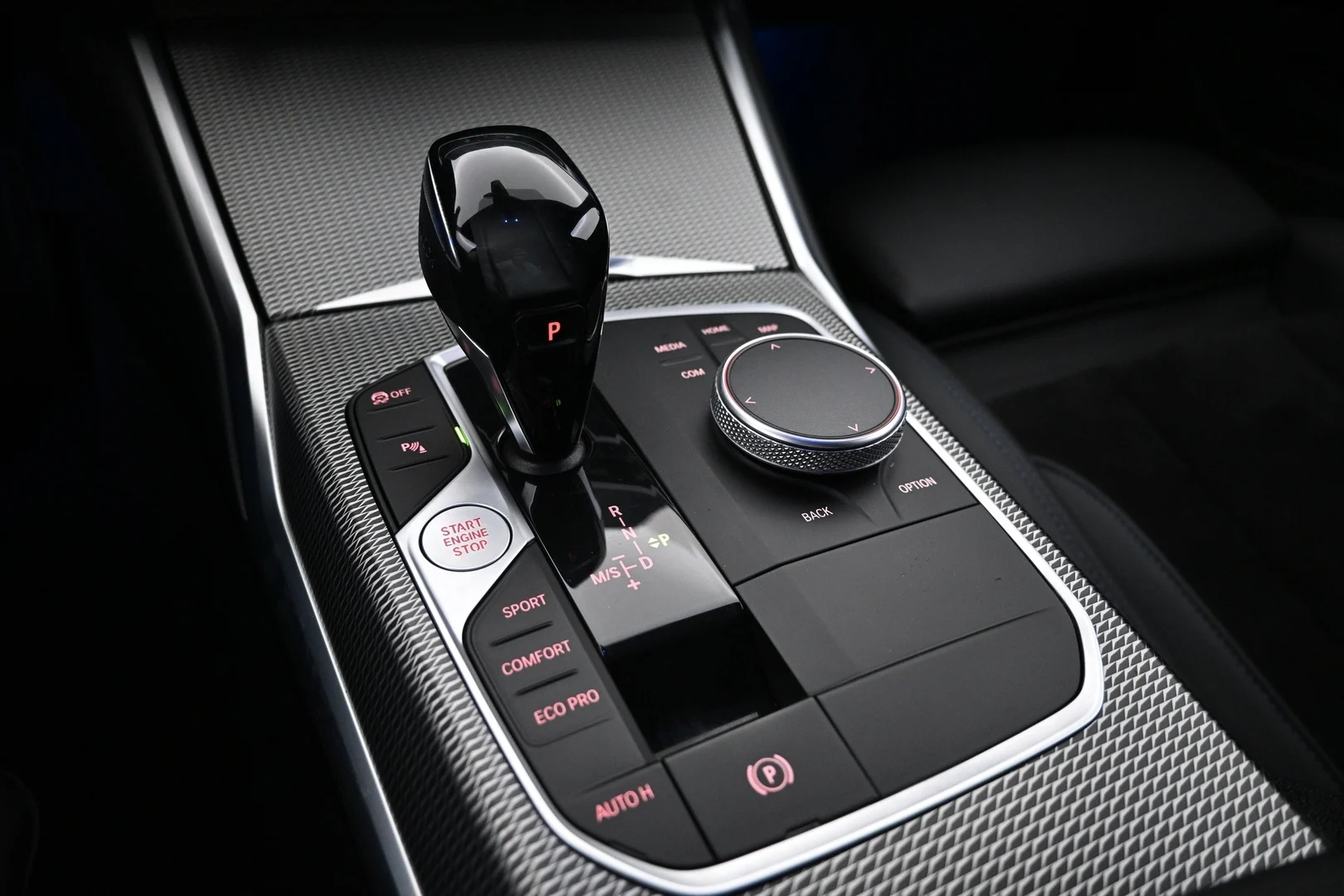 Car Image - 5VWzgbgYVLM4qPs71aKtUf