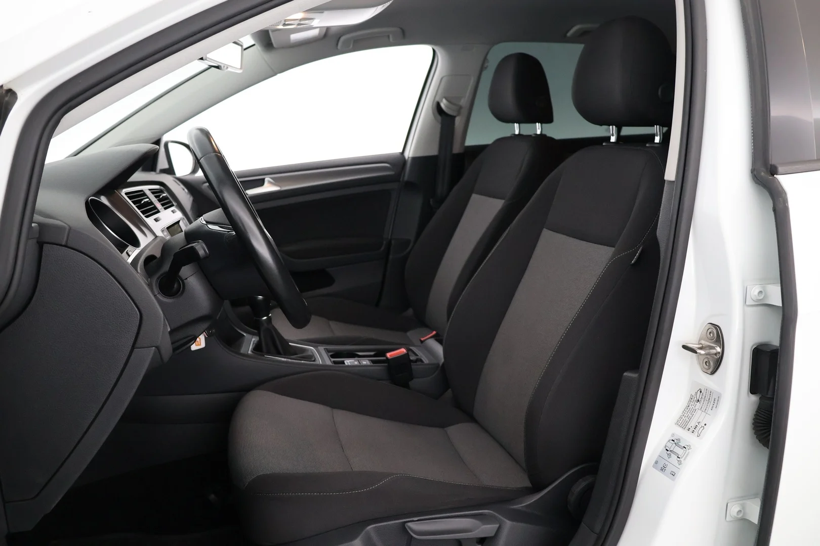 Car Image - 62QV5Zrvop6xc80x4ADTMF