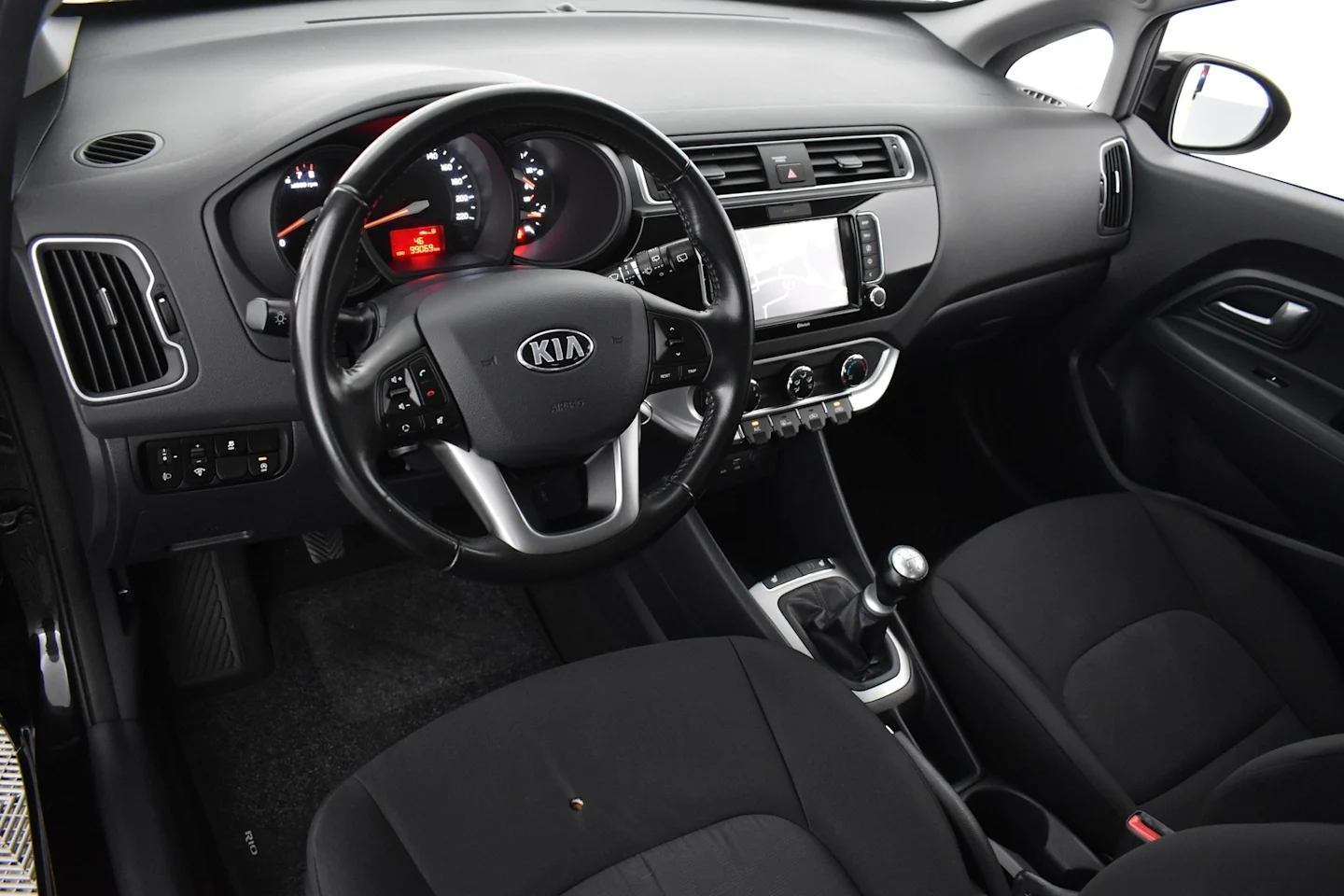 Car Image - 5d7n47yIxljRC3SmRYNeVe