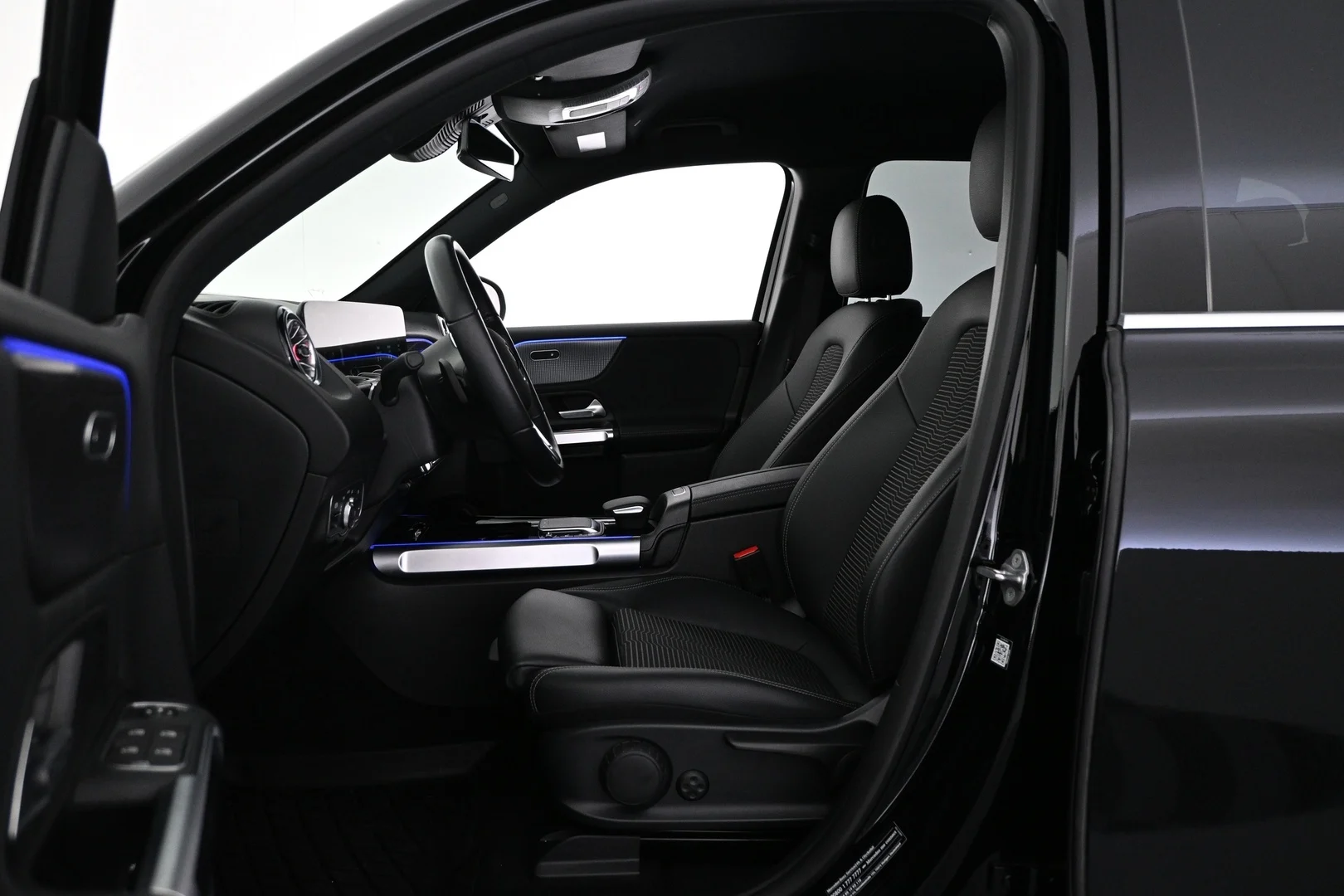 Car Image - 18CPAx3excHw56xBJOppj7