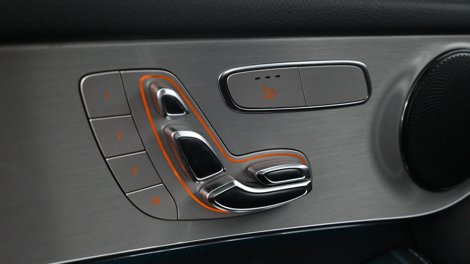 Car Image - 7JFSlusZAT7R5sYcIvZuDQ