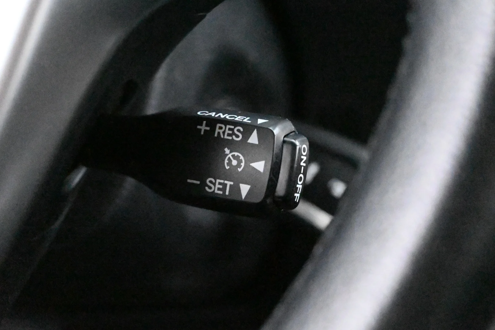 Car Image - 5SgZ2V3veYc7uhKmCqAhtn