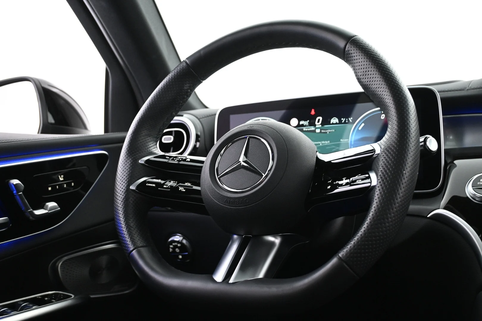 Car Image - 4dpFNMyS15fisu4TcfRvFy