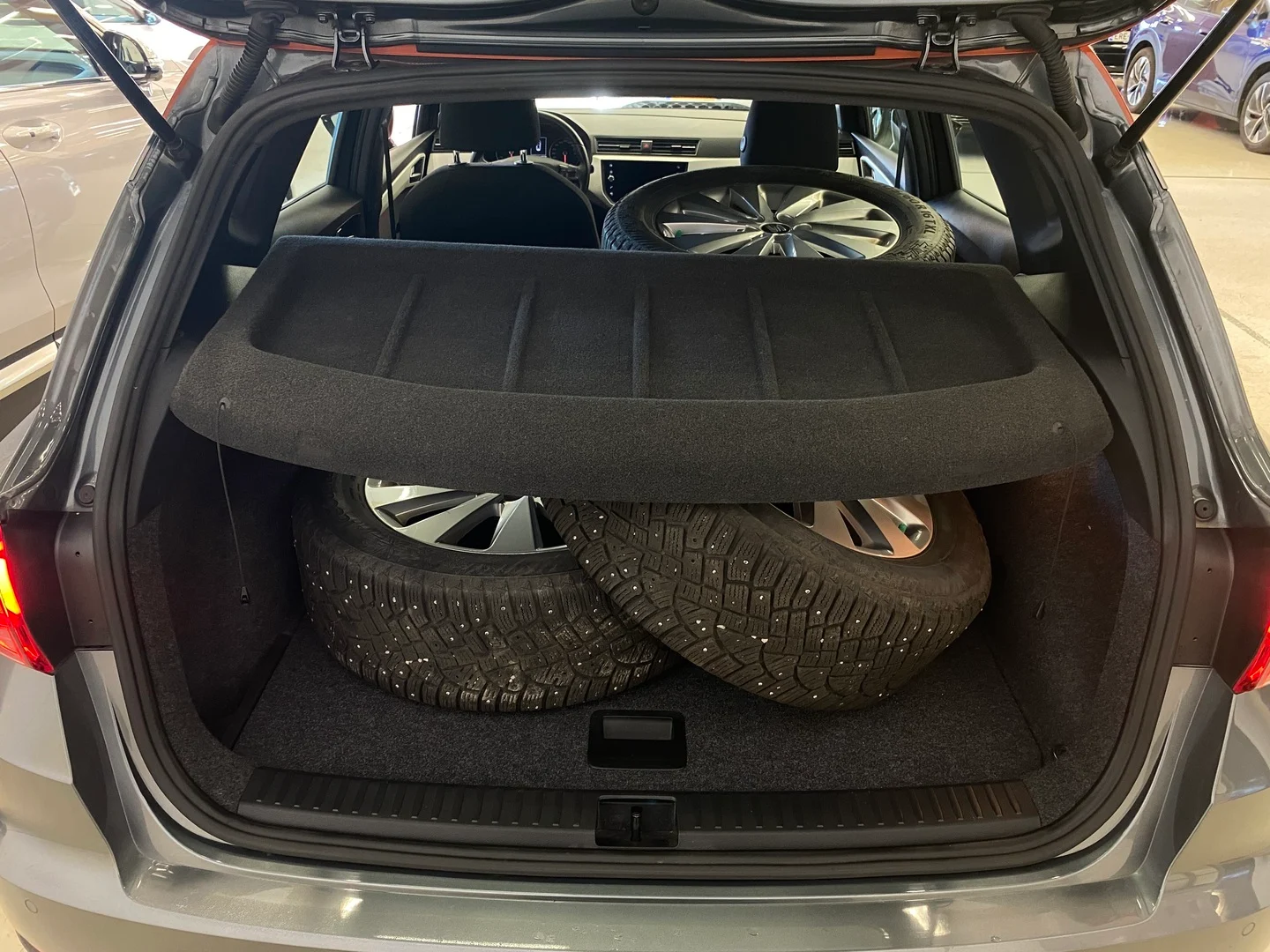 Car Image - 5IRJ9qm1BuqRu7Qu16luWw
