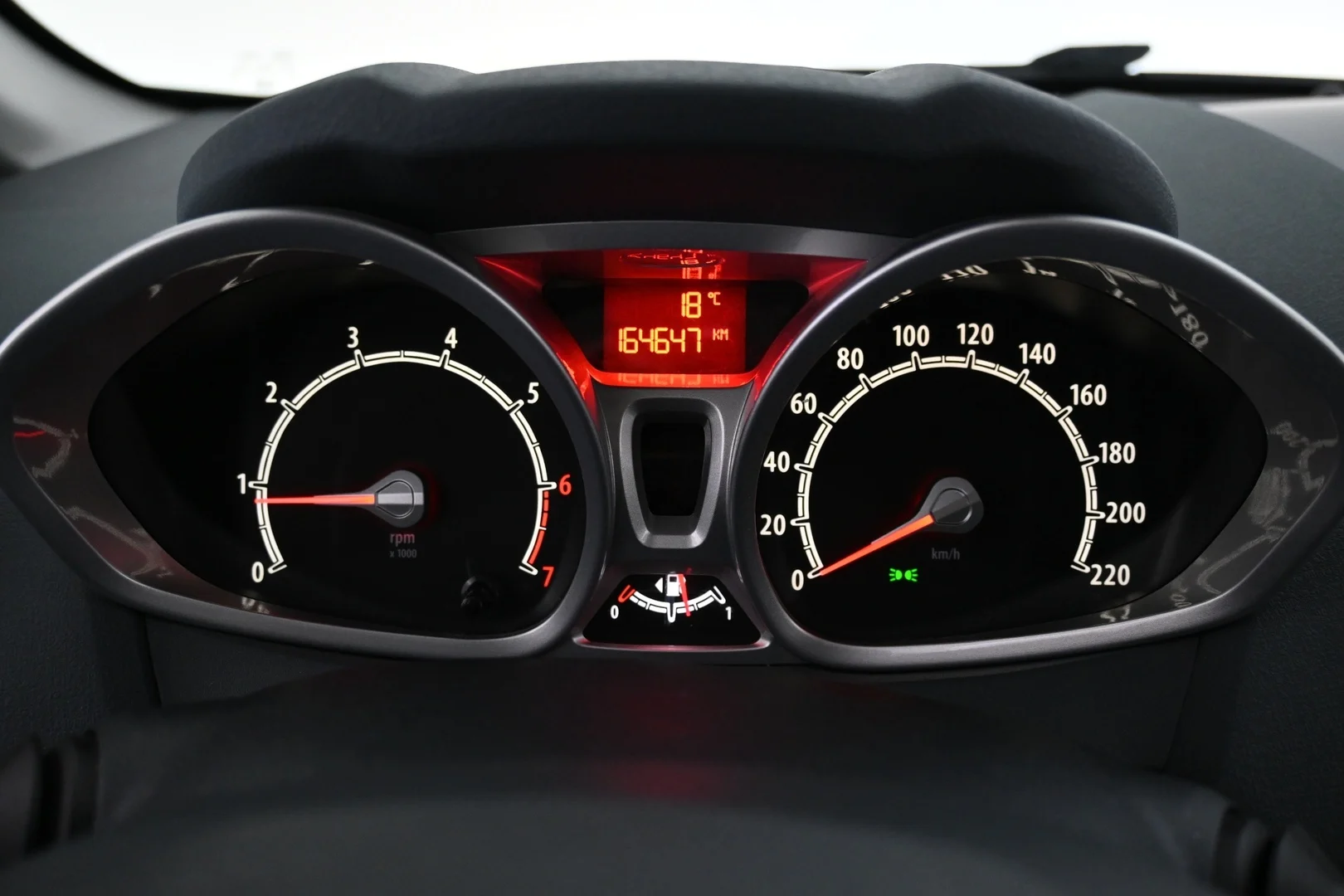 Car Image - 3ytGjuZwAALtMuRyTkGYPL