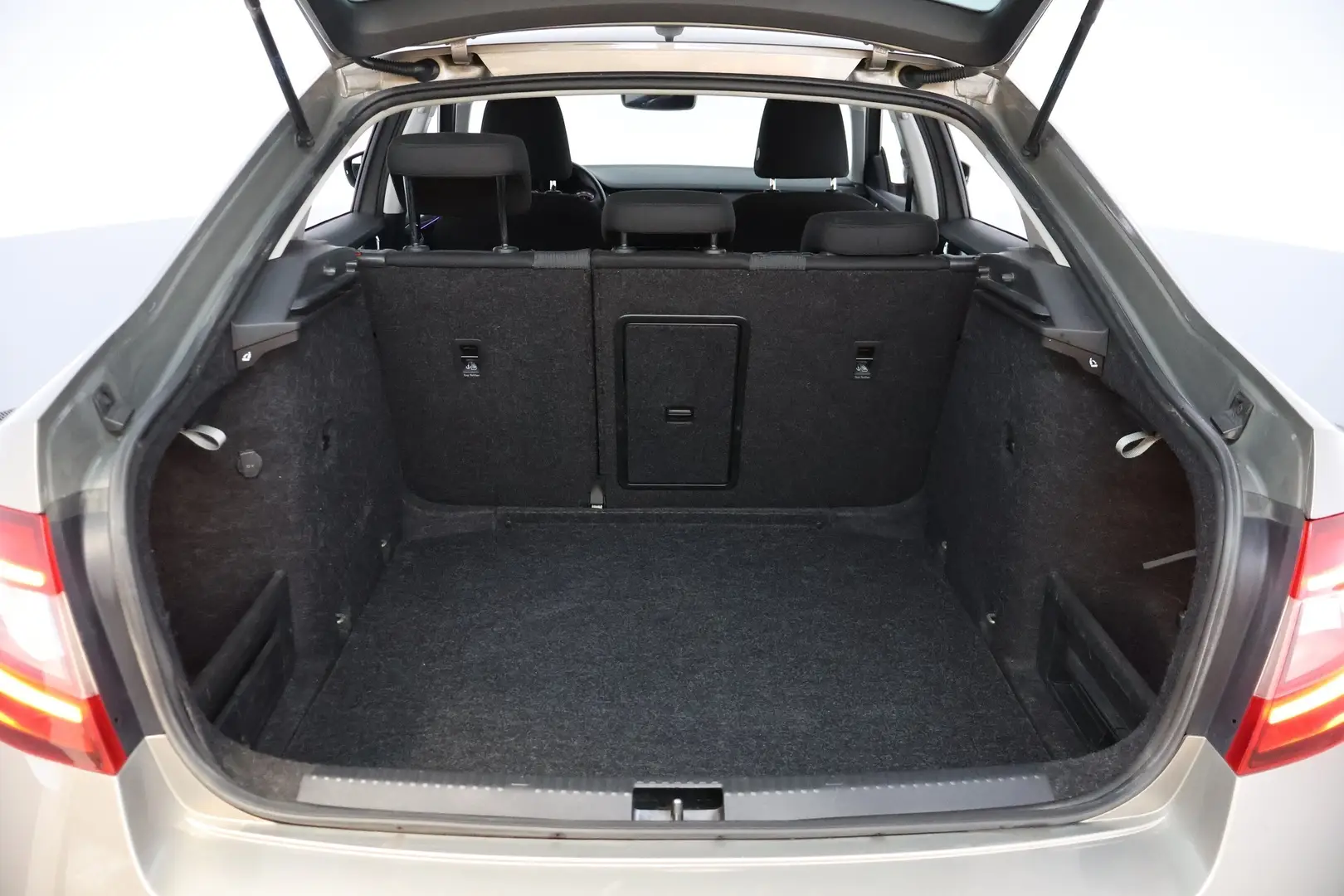 Car Image - 5mIcANjFRvkAQ6k2ychofB
