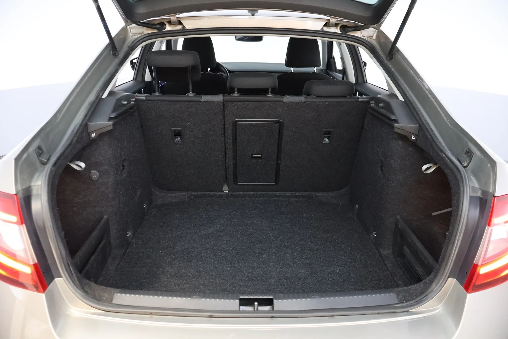 Car Image - 5mIcANjFRvkAQ6k2ychofB