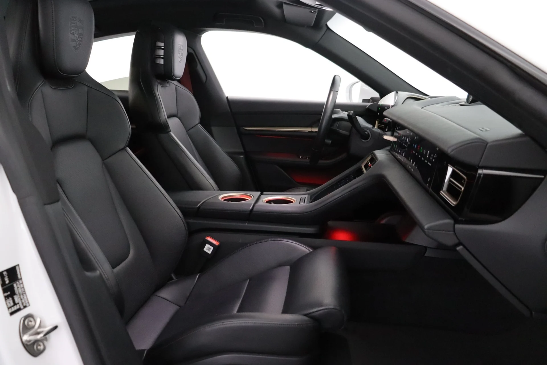 Car Image - 2JLo4MCZPJm0hz9Enlt2lf