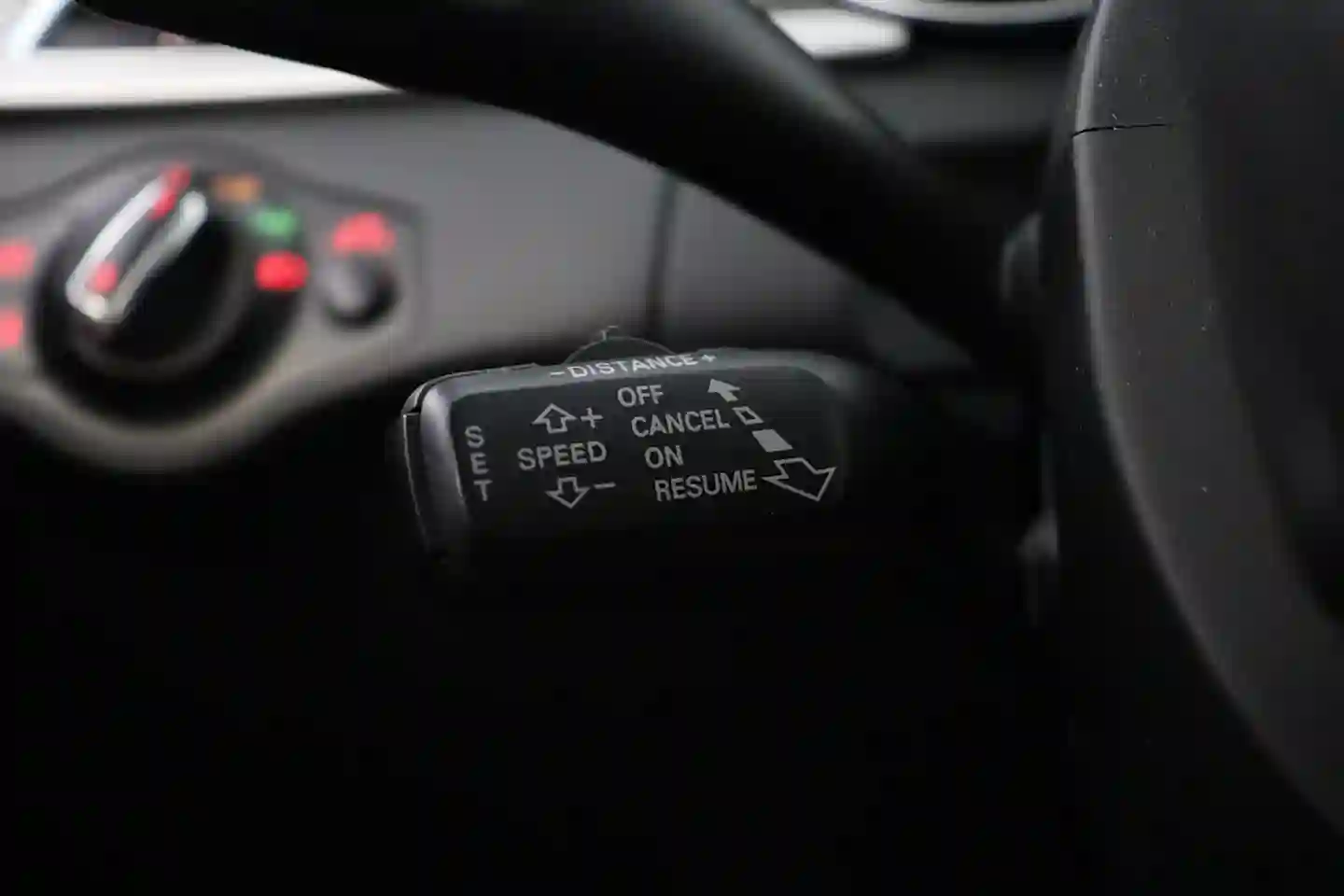 Car Image - 6mHO4FfkiUVsa60gWakEKn