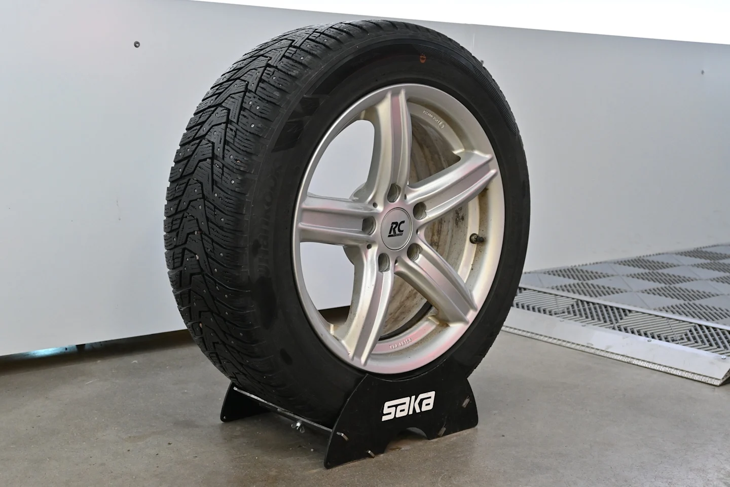 Car Image - 1u9MWJVRfTEb78Ipej3wOb