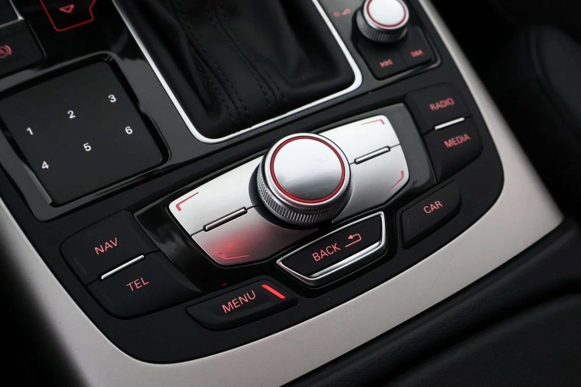 Car Image - 2v7q50pdv4KdLbf2IxBO8Z