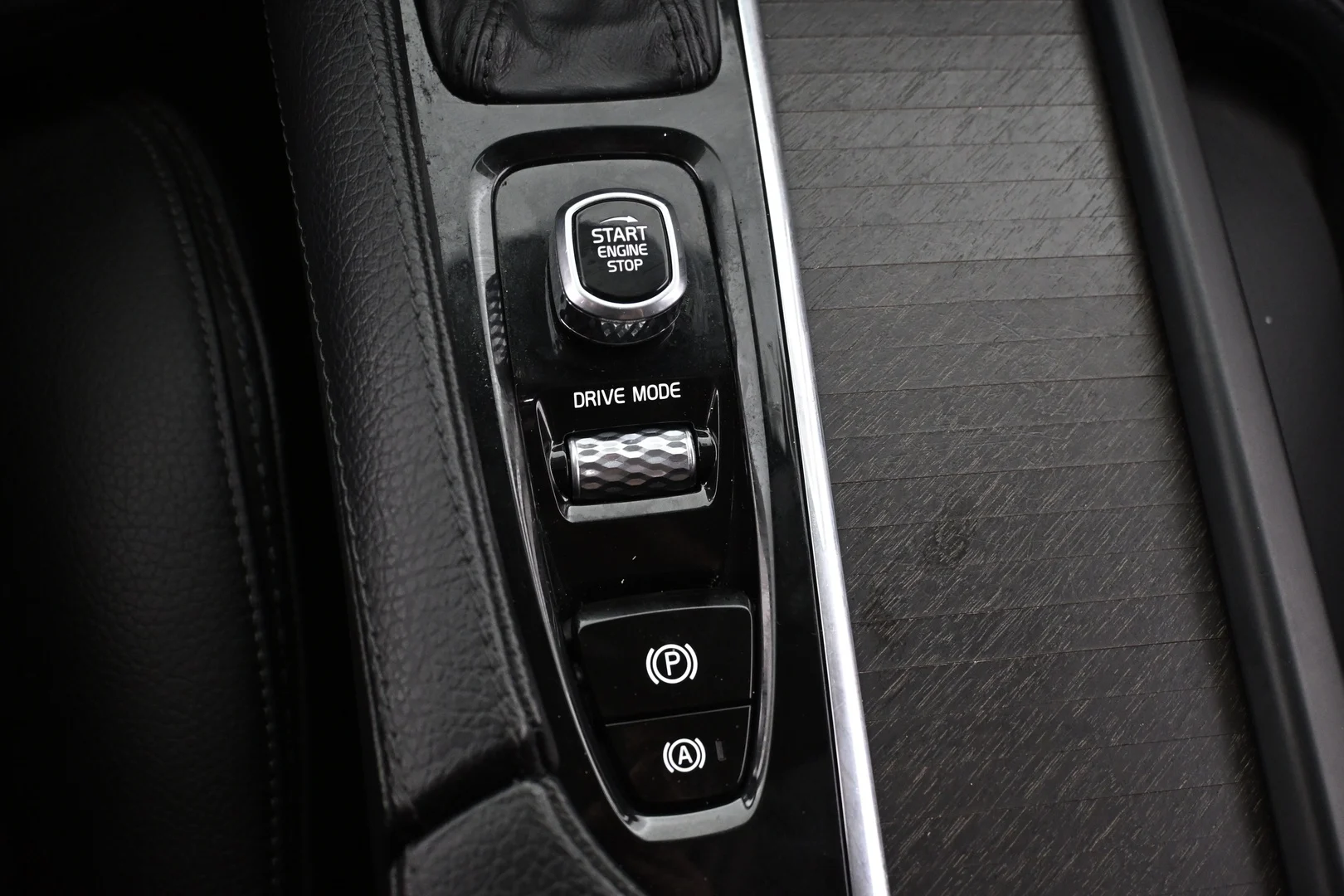 Car Image - 6V4fjDtwXQsVFhWxDC7PMa