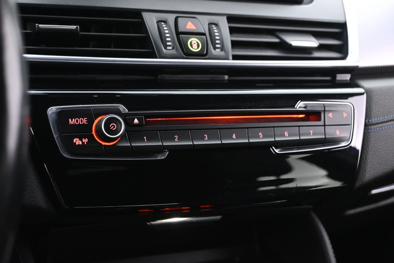 Car Image - 6LkZX5pE3ZVVS4xjmI0QZA