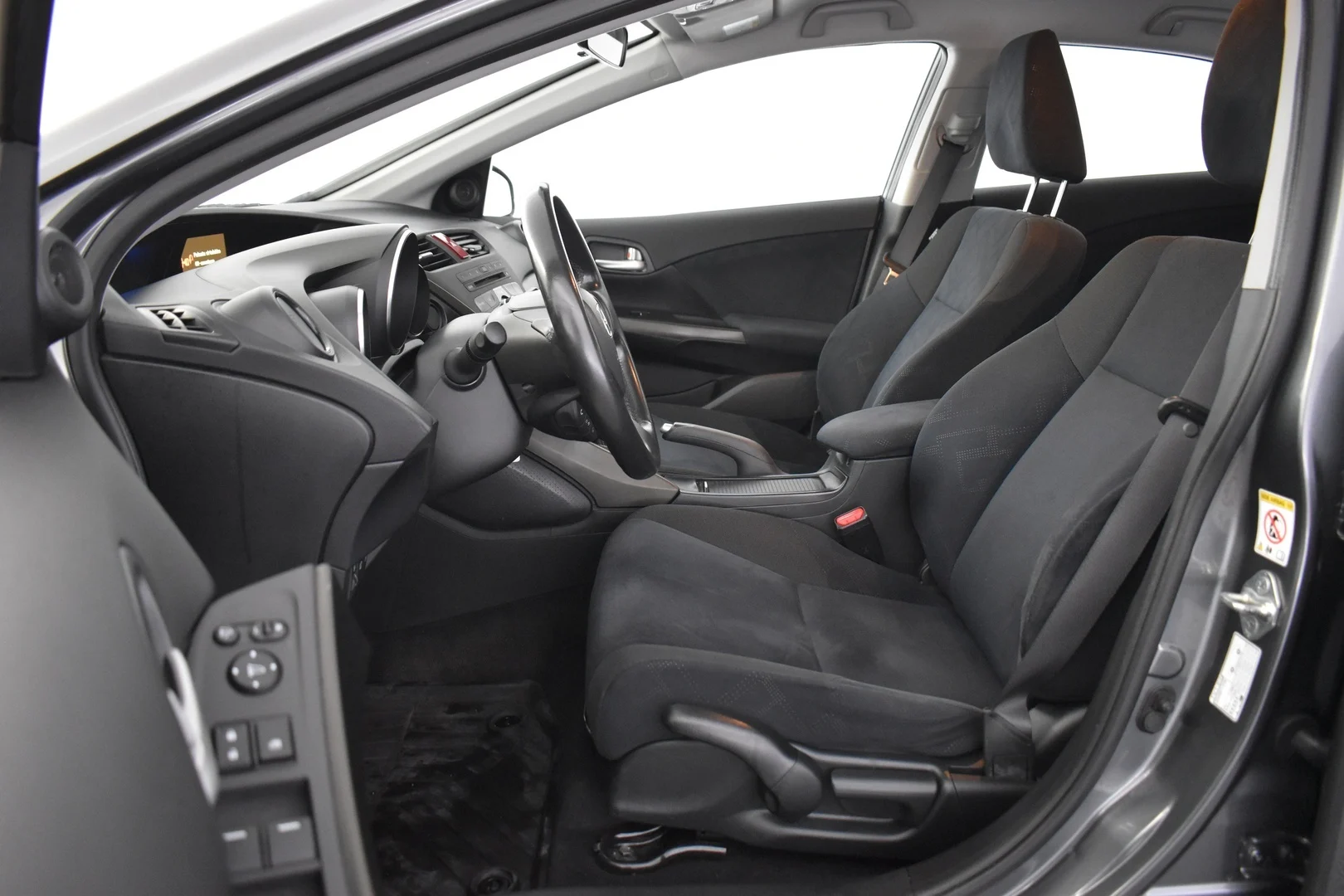 Car Image - 5q9vIcSYU0yEPUe4HpjXz8