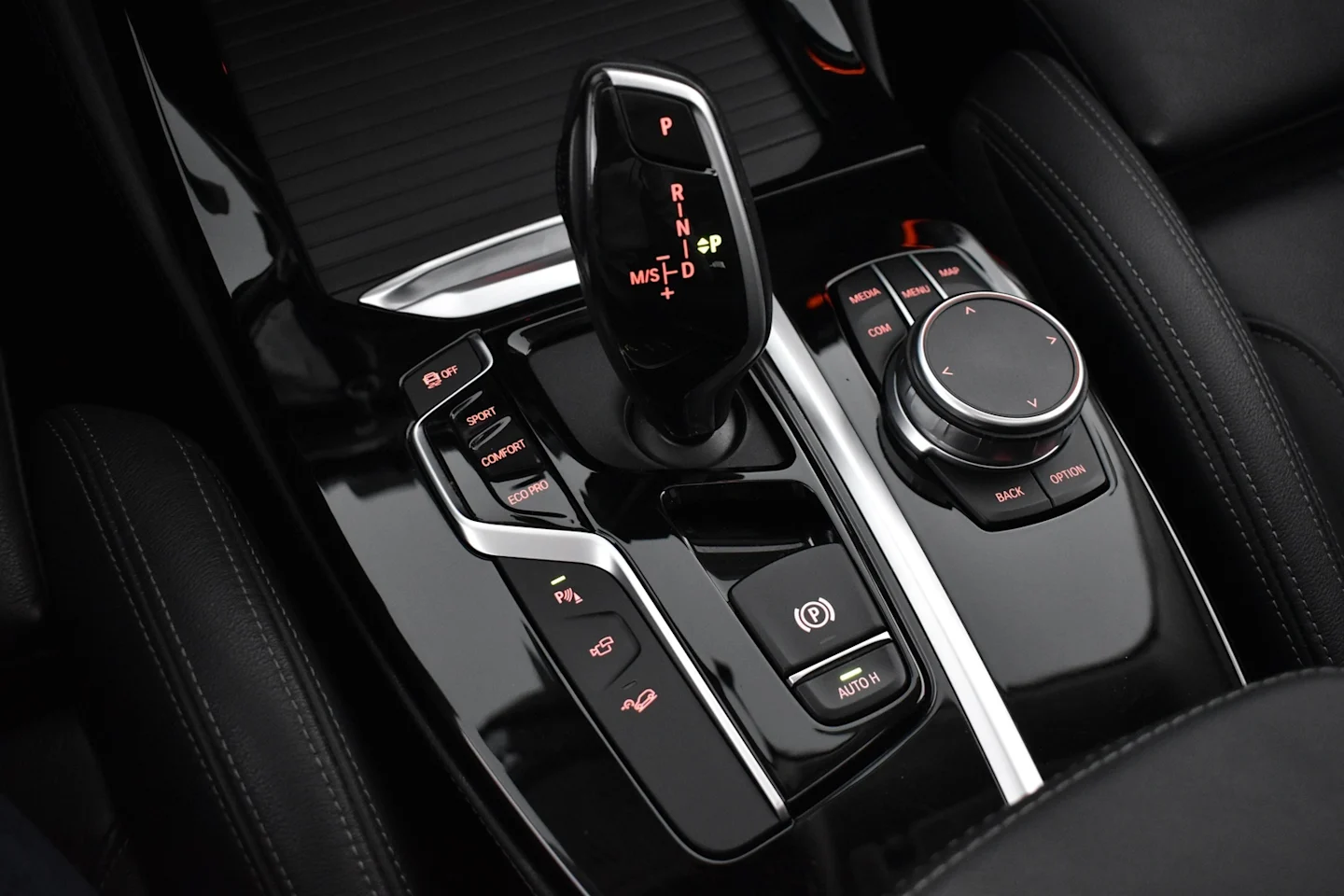 Car Image - 4dNVP0rMG39q8JESkqjCt4