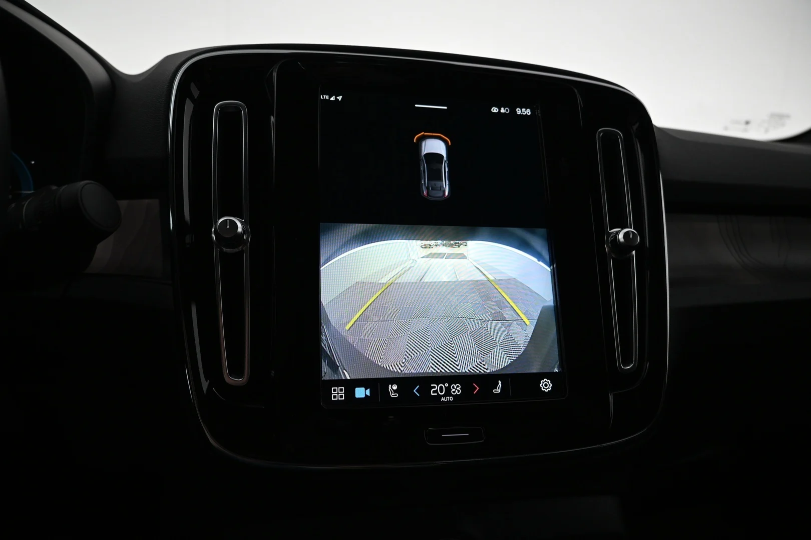 Car Image - 7Kqy4sfni7TLZZHWVyNJ5B