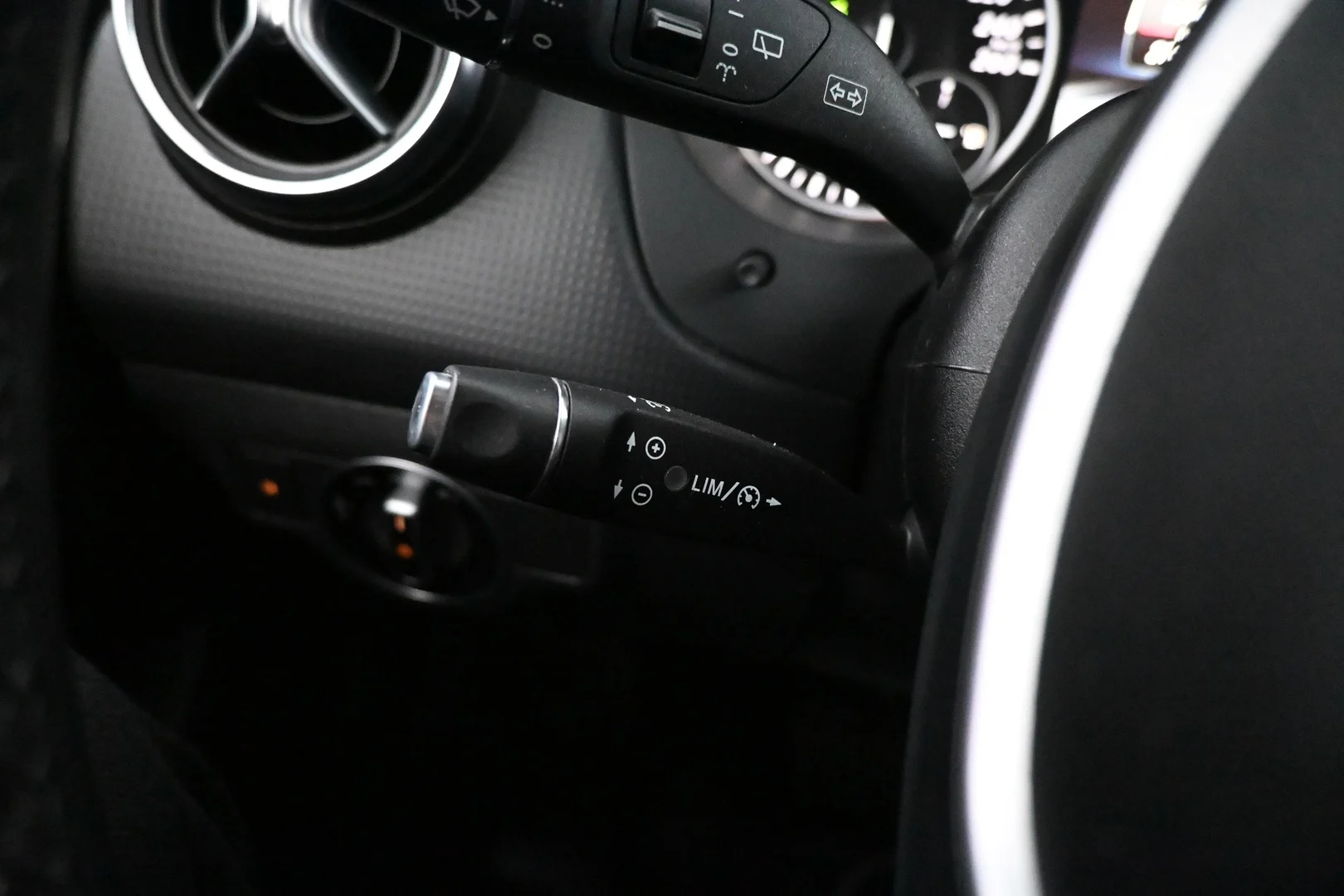 Car Image - 5N2u8DTNKAOZmSnkKHX6qc