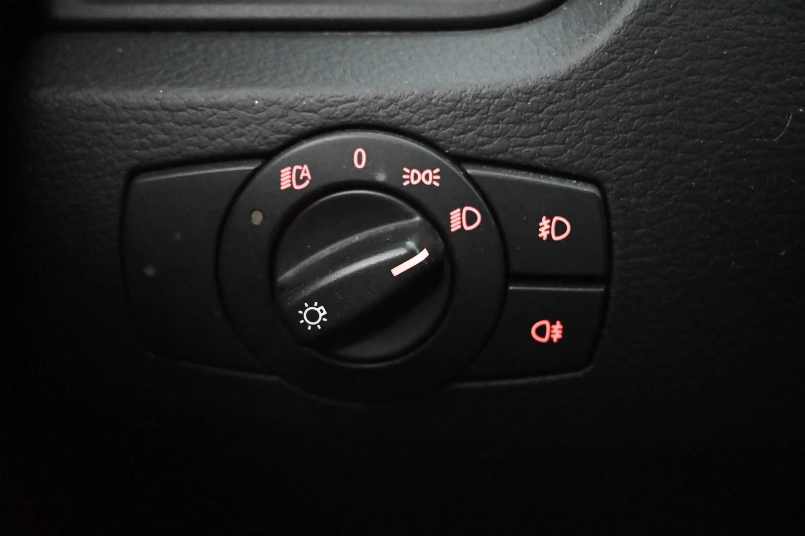 Car Image - 2F6k5HgWhW8TGLPU2l3gel