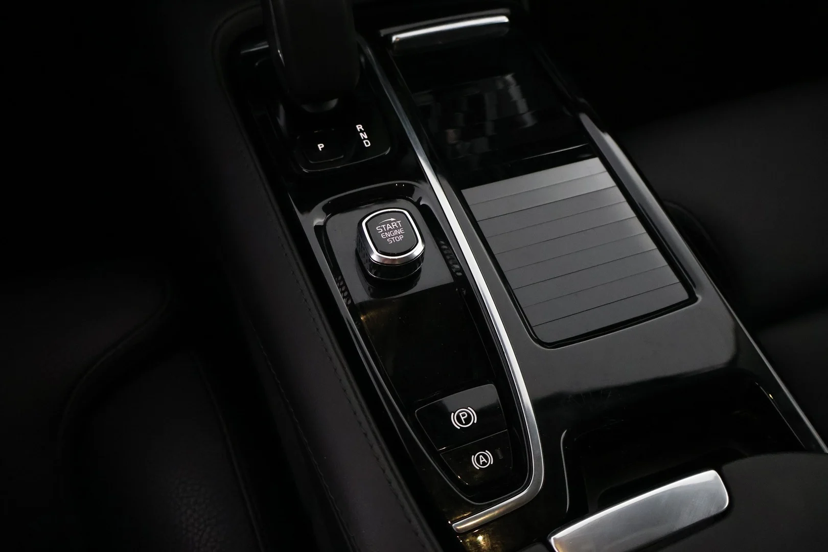 Car Image - 77r8kNA8hCe7REulslDRFe