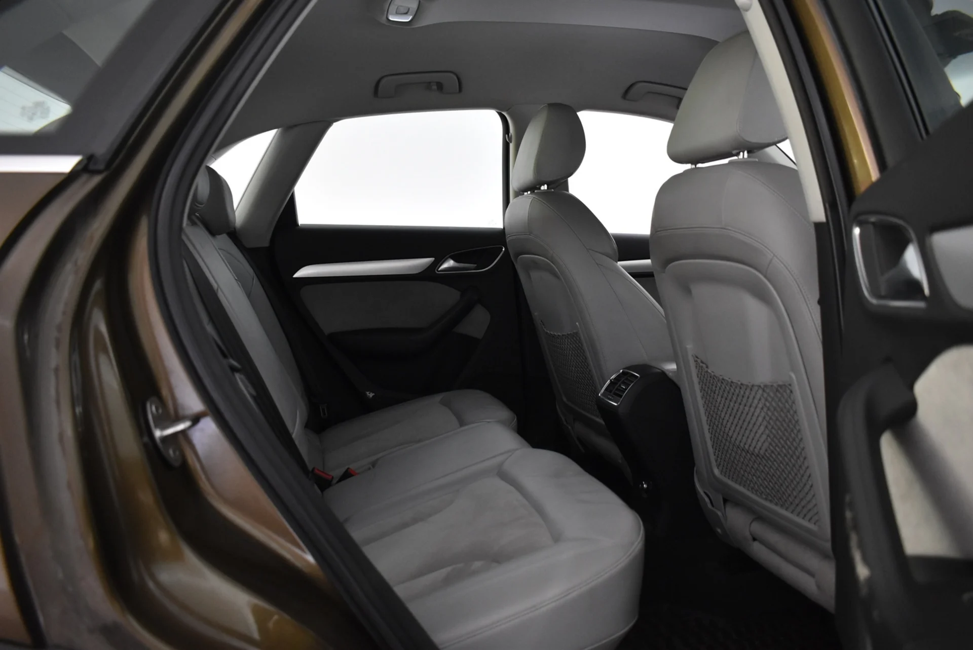 Car Image - 6NnfUkkNFSYKYq8V36QArt