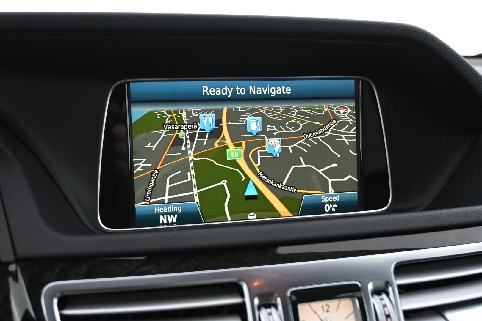Car Image - 4c2tDA5UR5fNpB7rXiVJtK