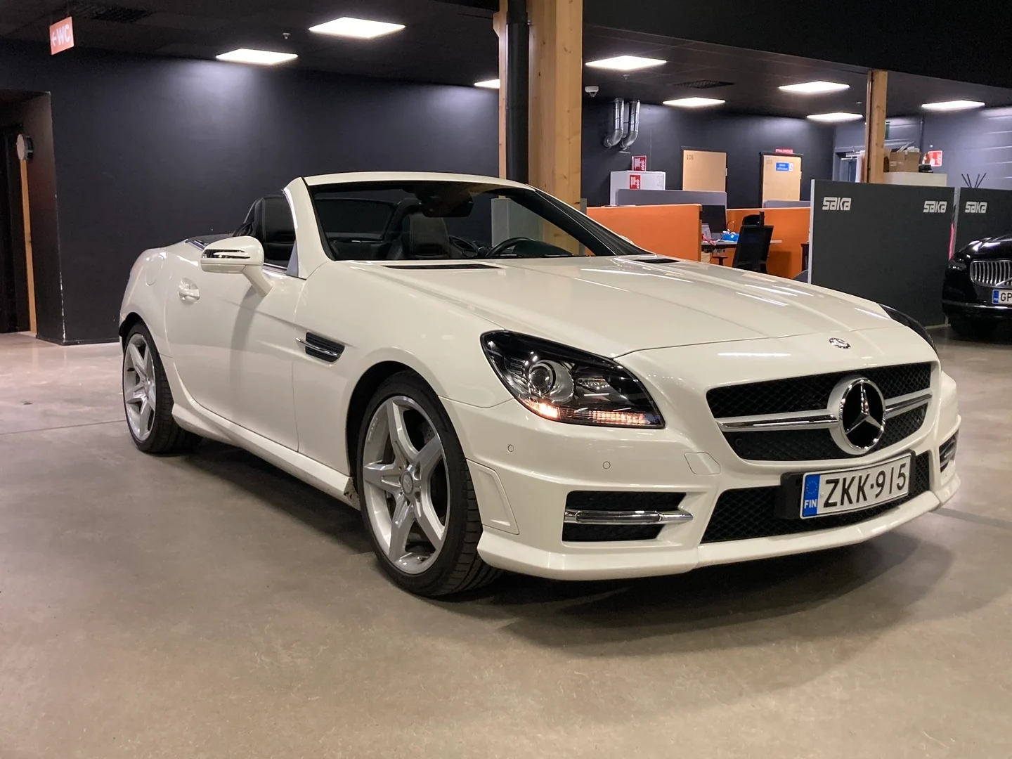 Car Image - 76Lxvlu2ZmiHscMkHgBeH7