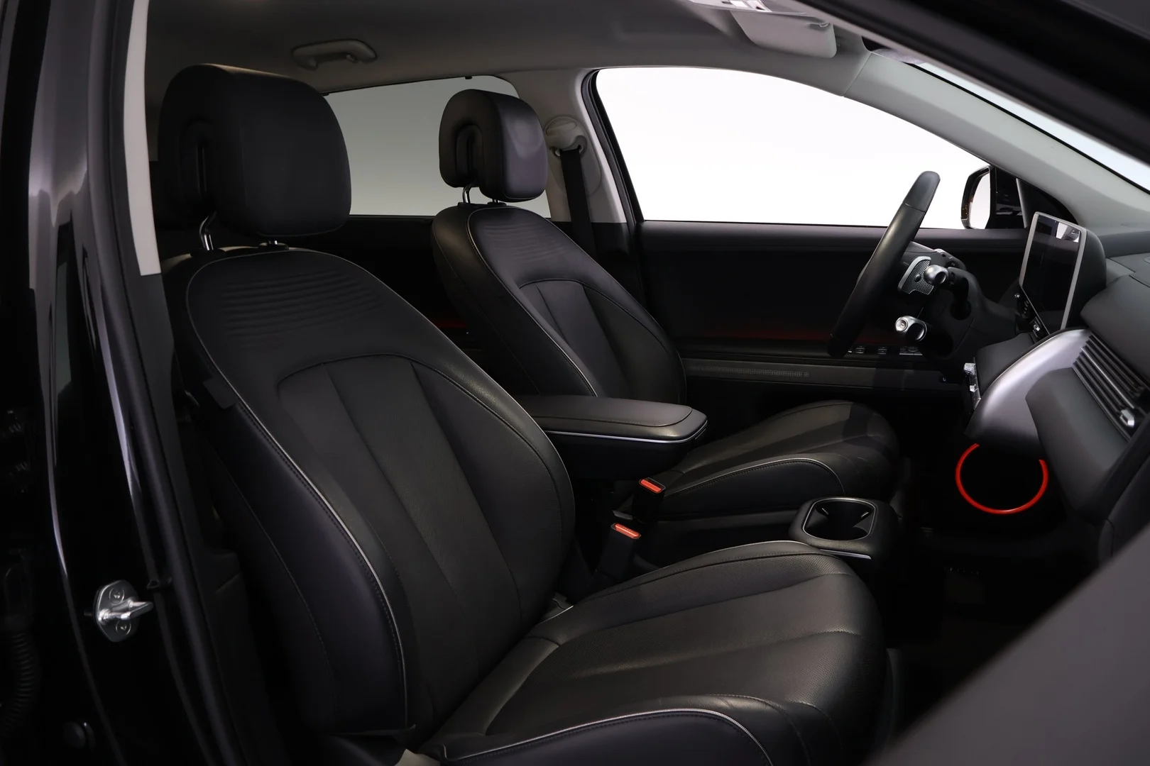 Car Image - 3foEwuqFKiCD7WdXqyUrbH