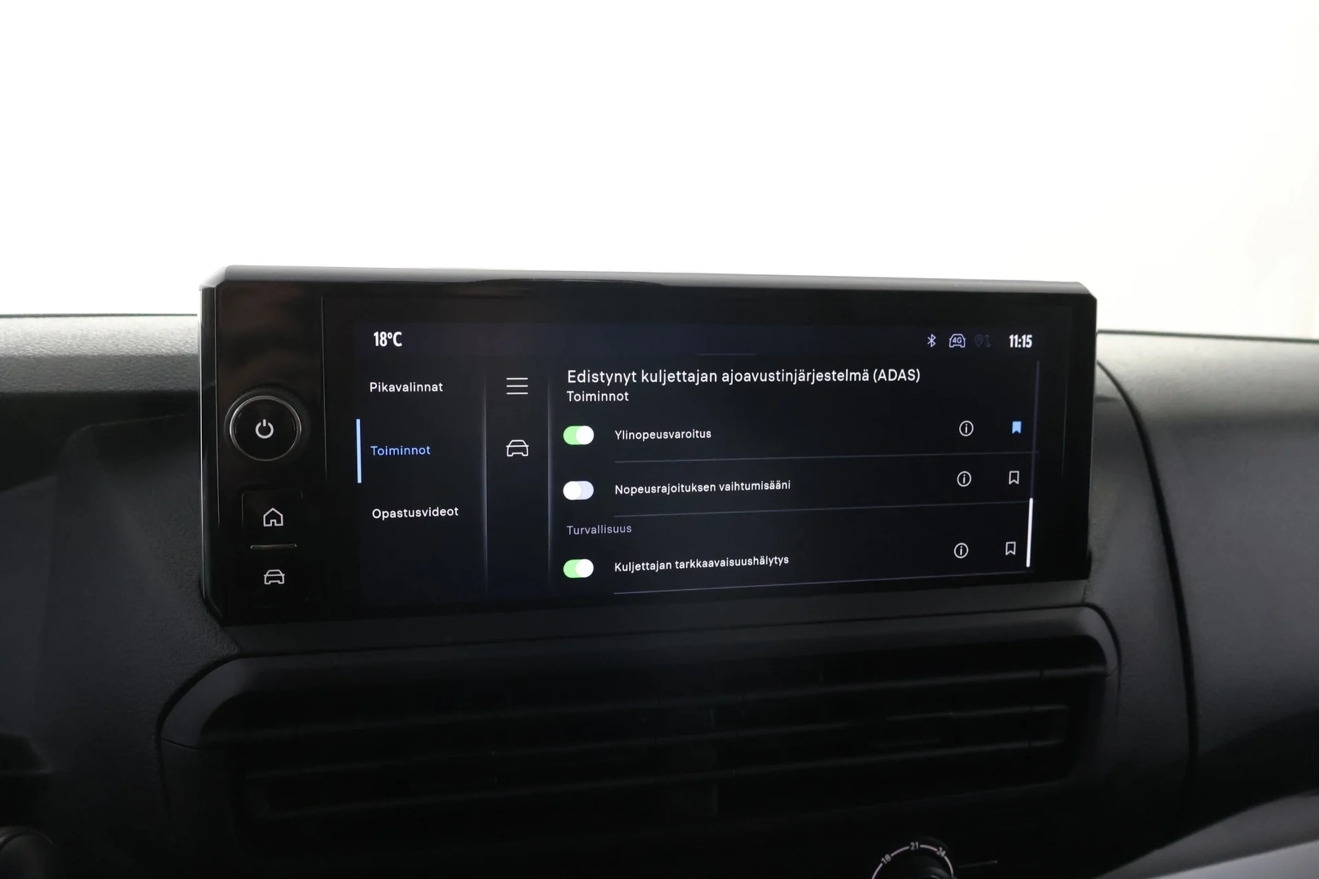 Car Image - 77cKFy9IzN0mO4ykSwHCLZ