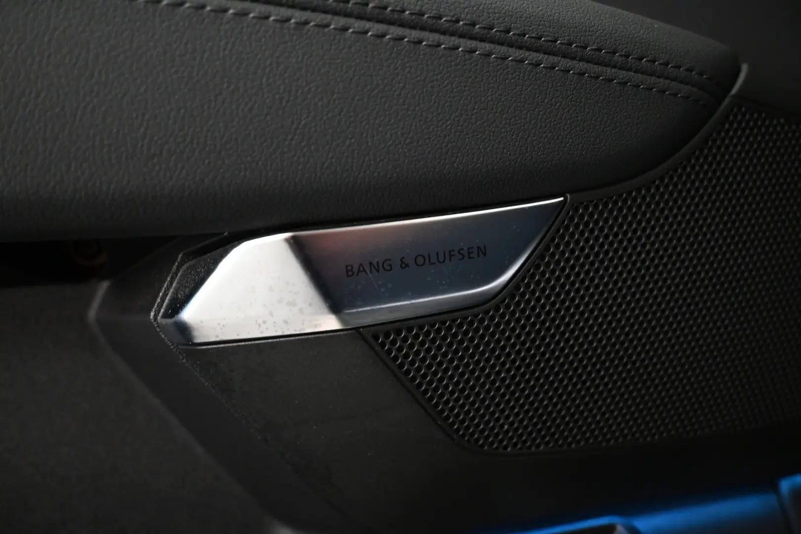 Car Image - 68kdl7E2xi3OfOlT7mmz7l
