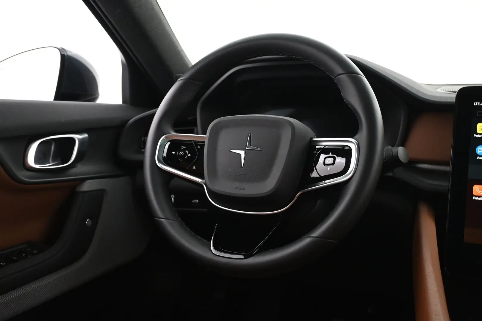 Car Image - 4HduEv3ukAXww3Qkd2JaaC