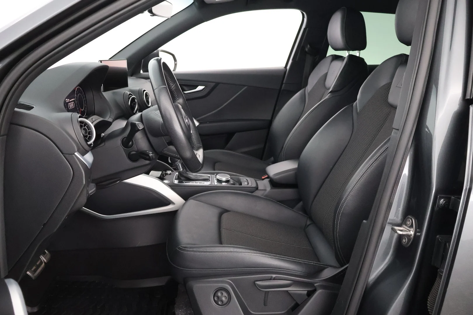 Car Image - 62SfnMIfCj7ZRq1pYeAjZO
