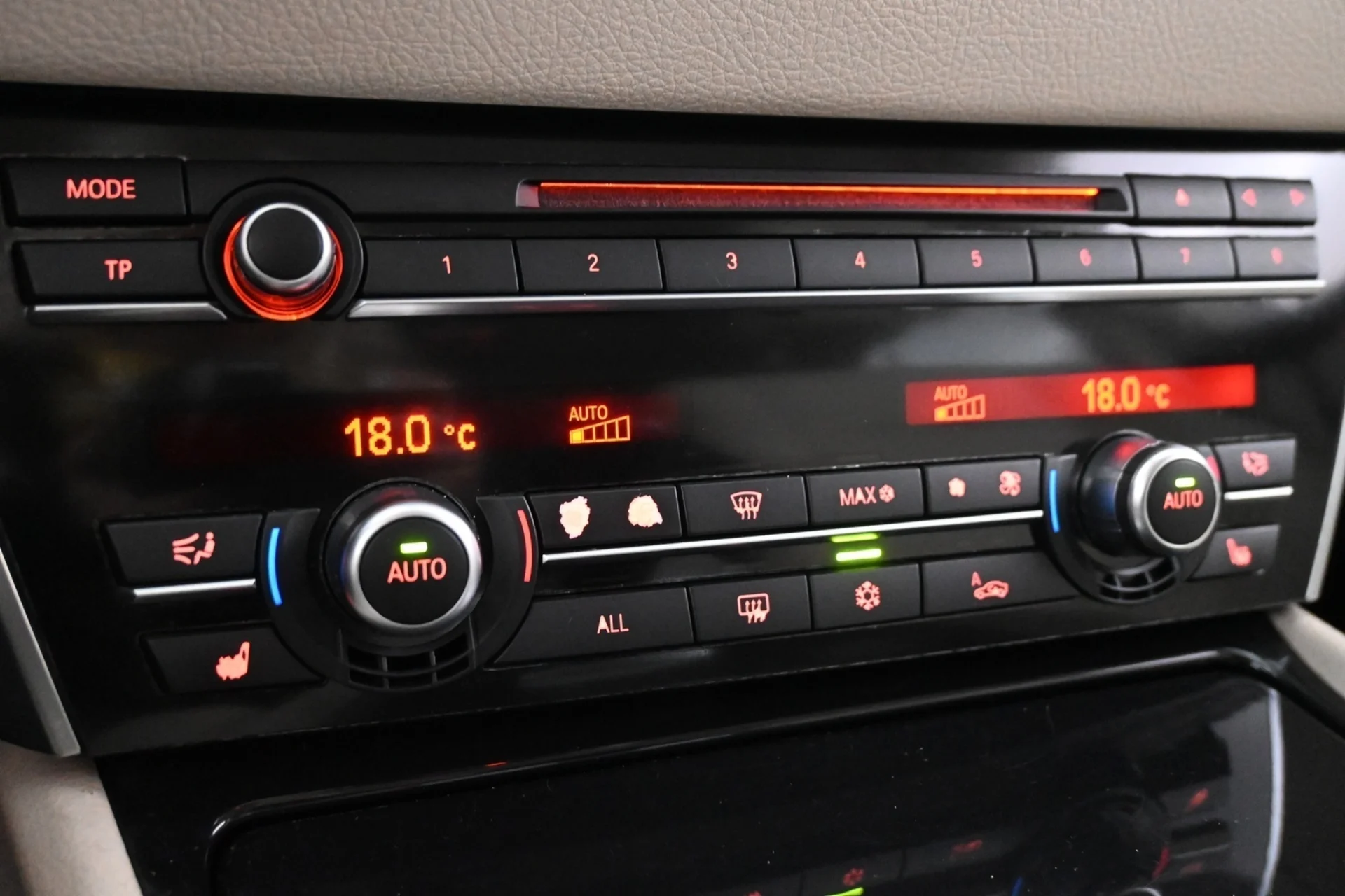 Car Image - 6Qf41vIDg2UtCgpN4zBA1L