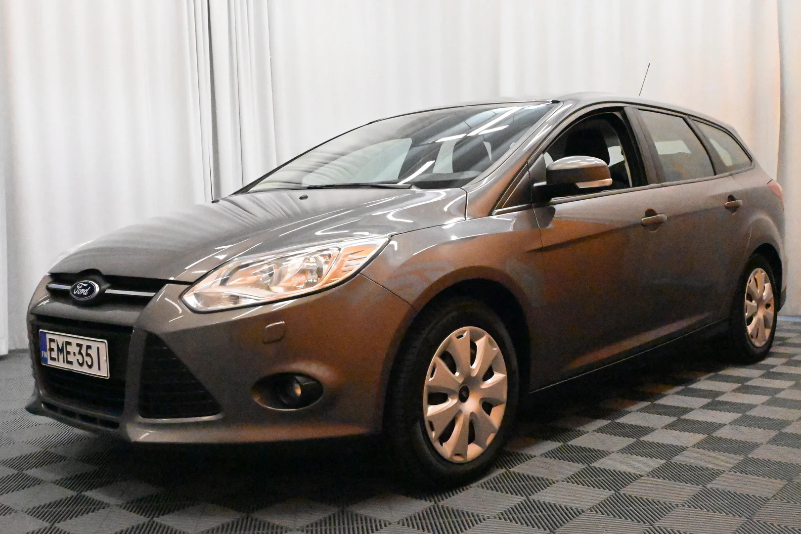 Car Image - 7smQ995Alw49OGR580qBP2