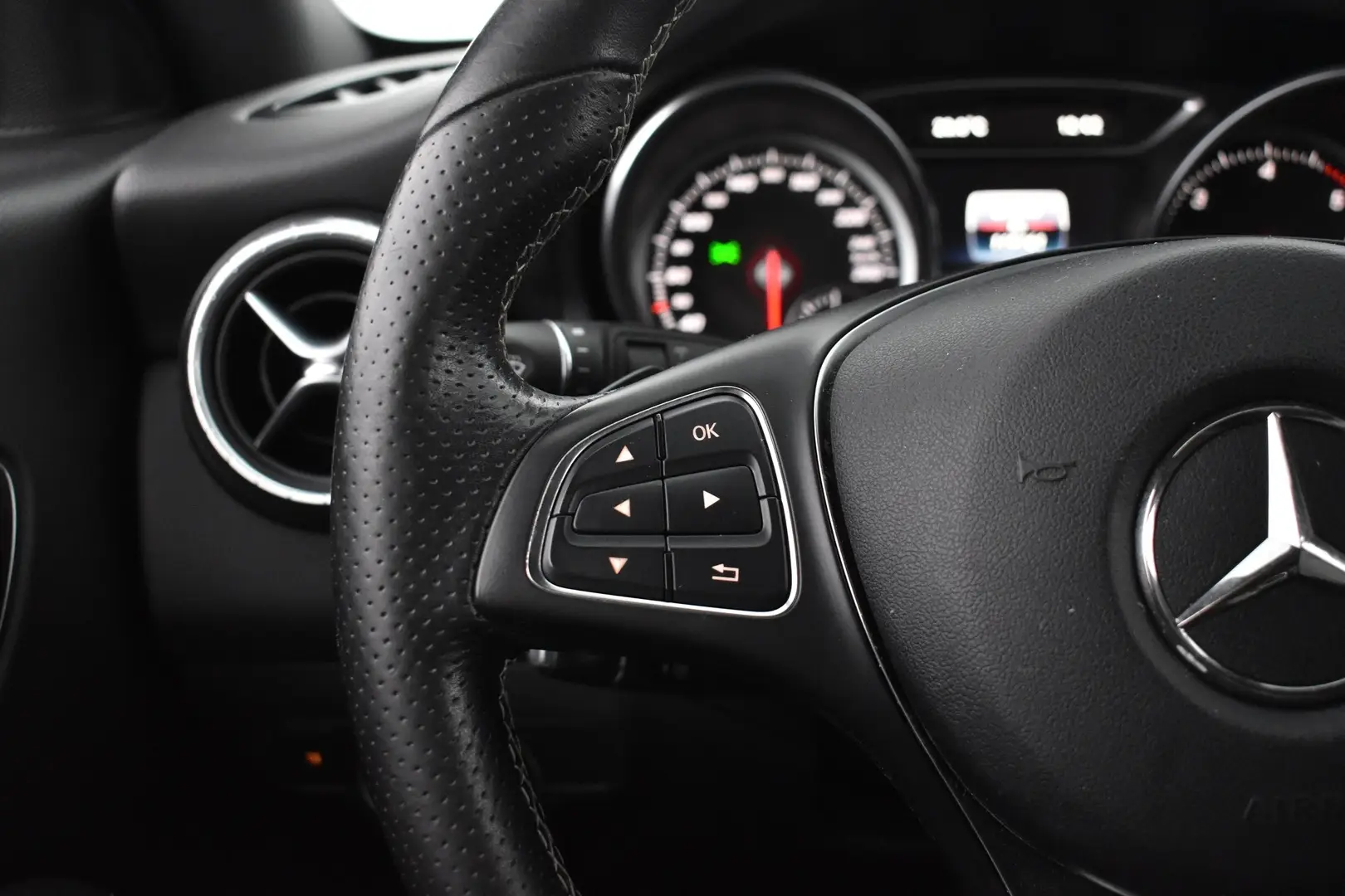 Car Image - 7p4s3XzLbI2Tdi8Lsf3Wow