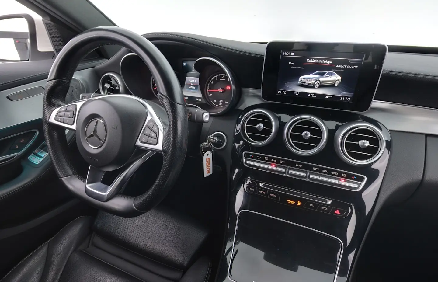 Car Image - 6n6mwhUn9Nc0nxek0Gphkm