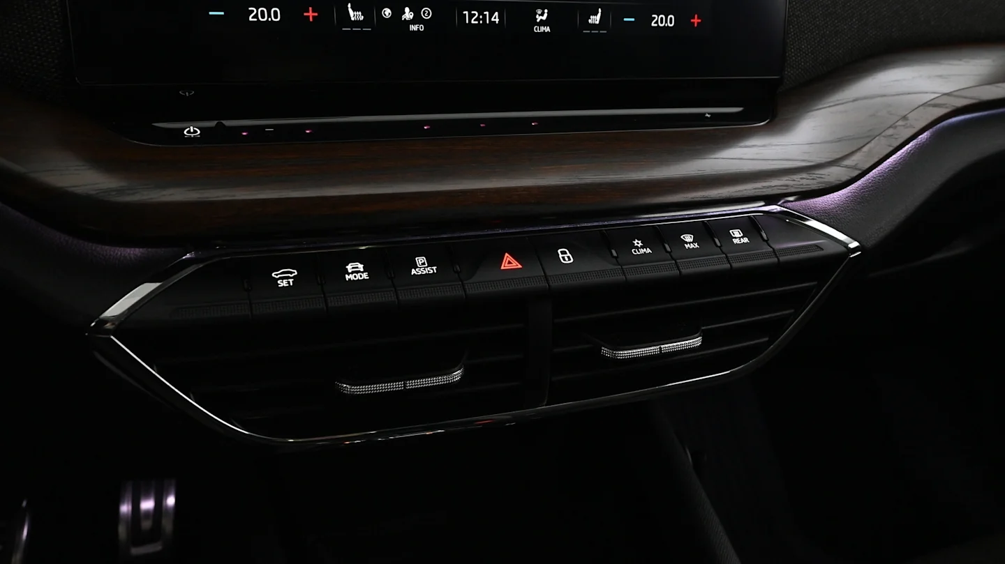 Car Image - 4asvYv8OmEsXSdr0dWaDBl