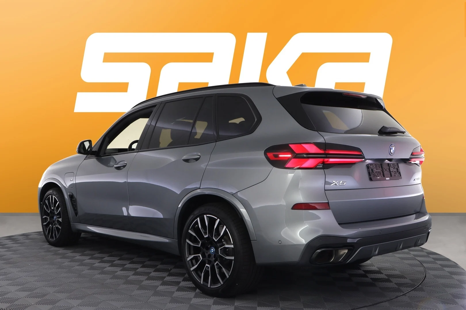Car Image - 3Q3j5wEUcl6vJ9rBNymPUX